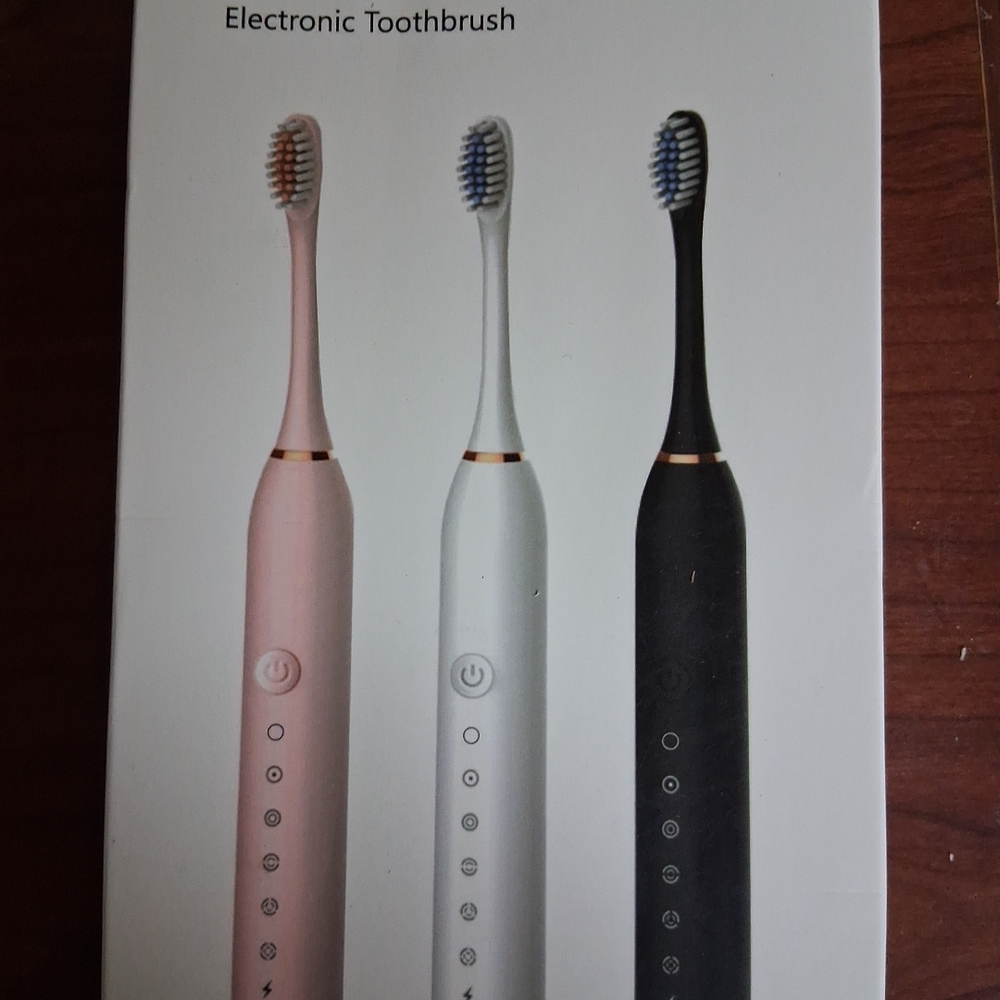 Sleek Electronic Rechargeable Toothbrush Black